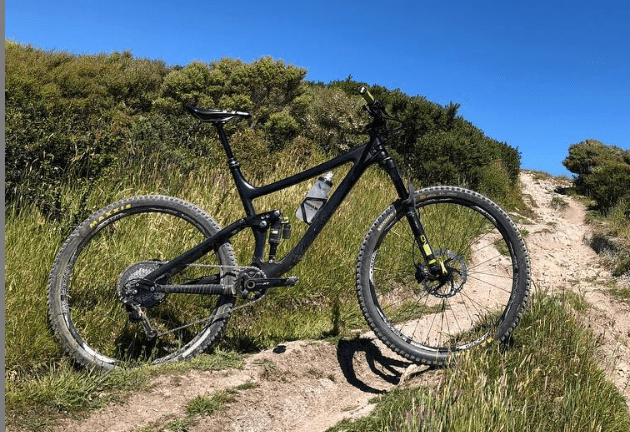 soft tail frame mountain bike